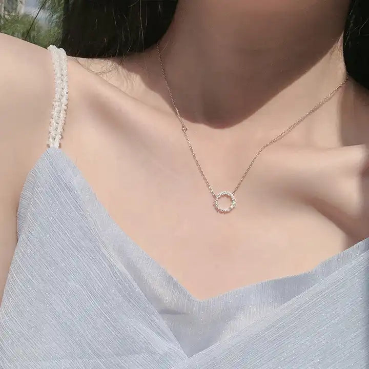 Collar Plata S925 Fementi Circulo con Circones