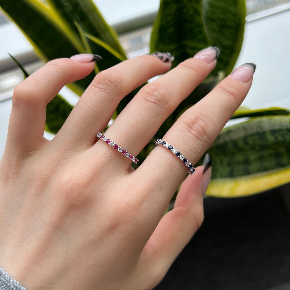 Anillo Plata S925 Fementi Banda Circones Transparente y Fucsia