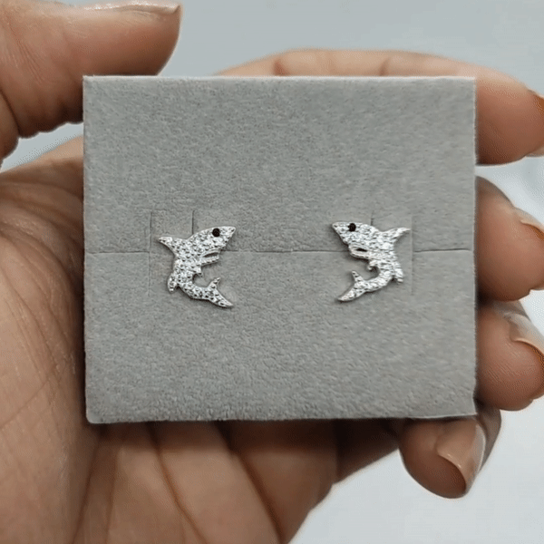 Aretes Plata S925 Fementi Mini Tiburón